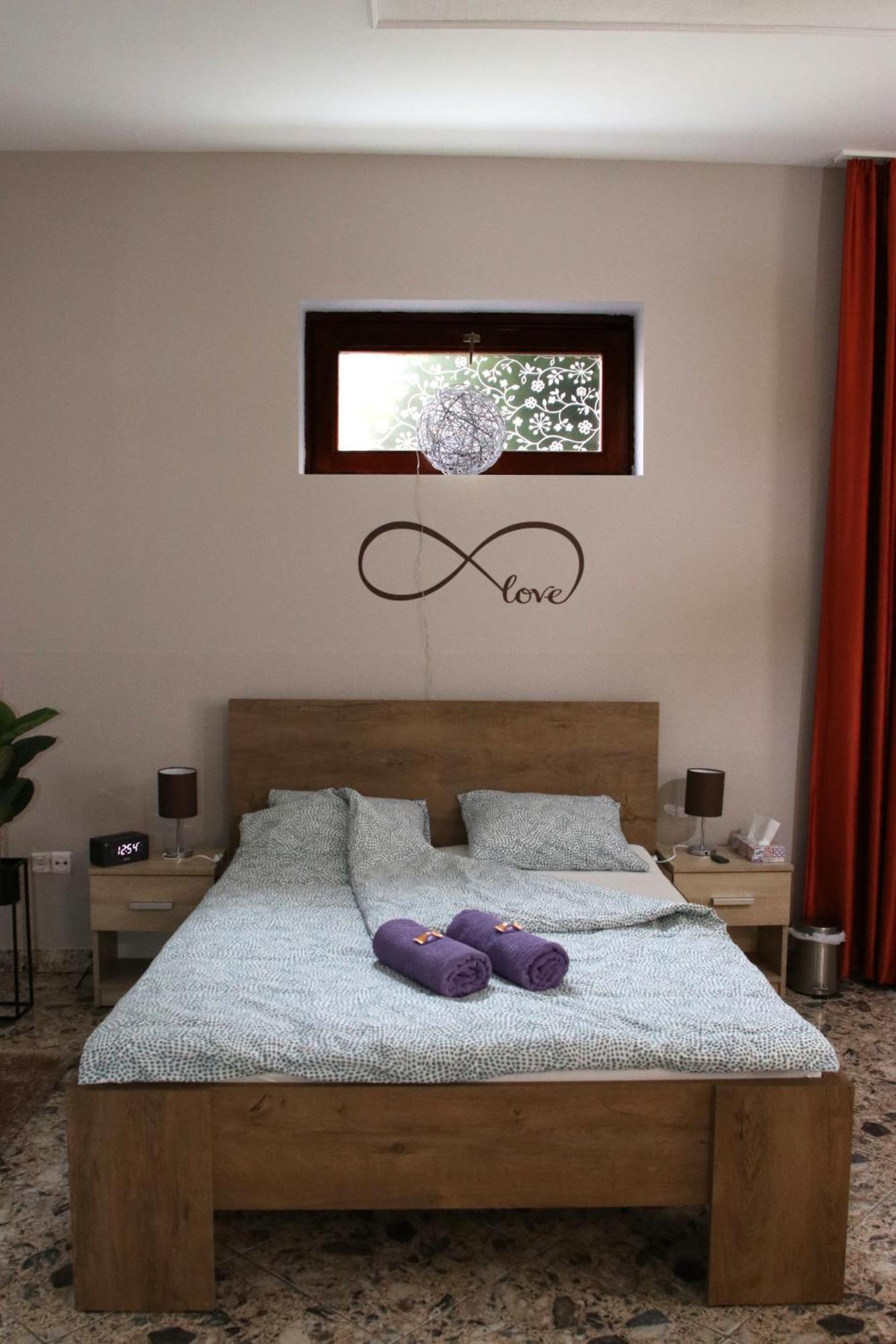 Gödöllő Tulipan Apartman מראה חיצוני תמונה